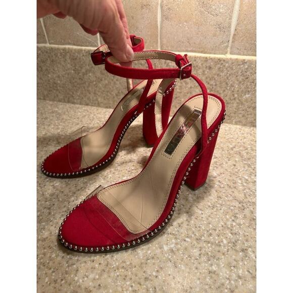 Liliana Red suede 4.5 inch heel clear toe strap gold accents Size 7 - Picture 3 of 10